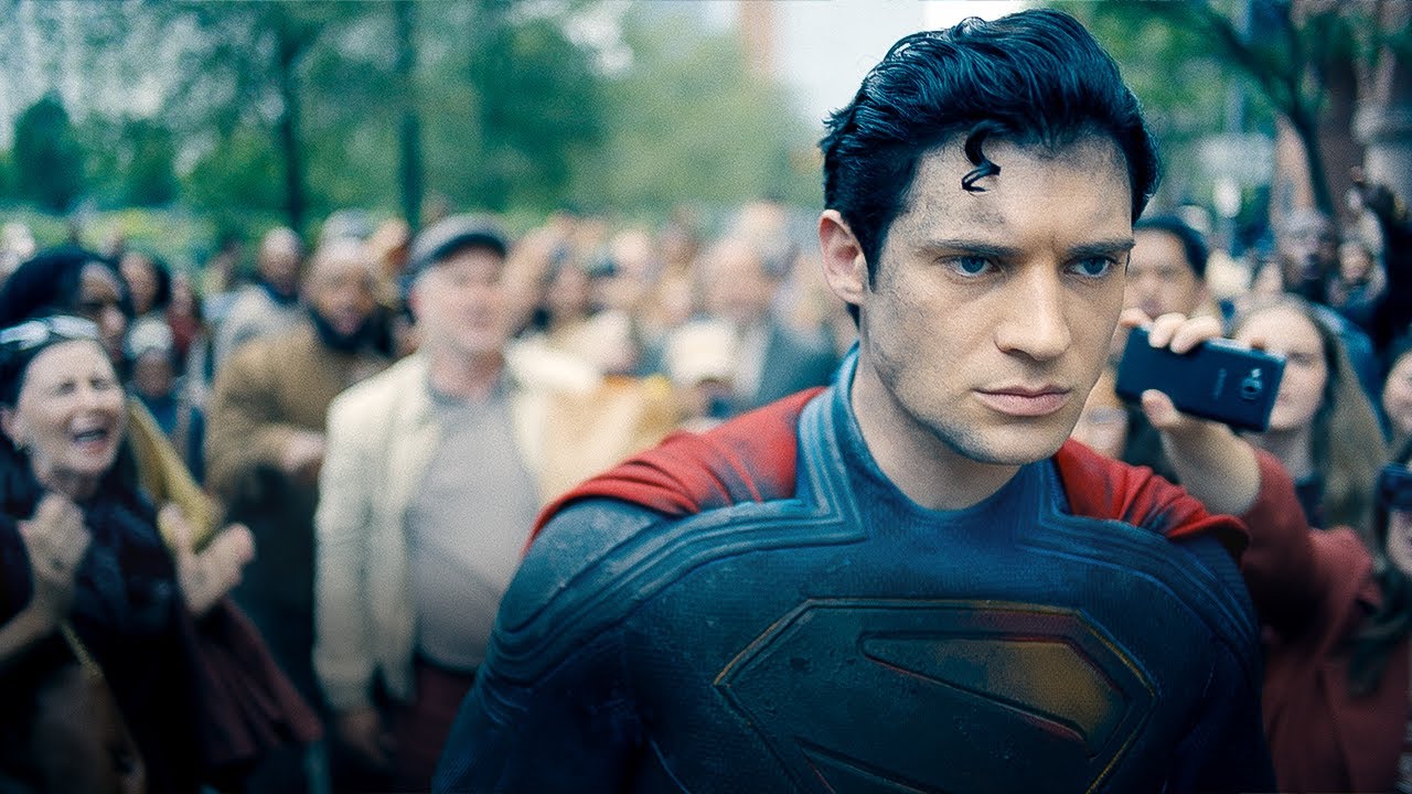 Superman - Recensione: Il ritorno dell'eroe nell'era del cinismo